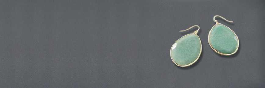 Des boucles d'oreilles