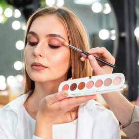 Eye Shadow Palette and Rose Gold Eyeshadow (Multicolour)